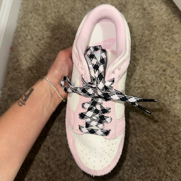 Nike Dunk Low Pink Foam - Picture 5 of 5